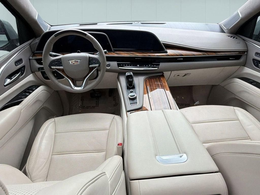 2024 Cadillac Escalade Sport Platinum