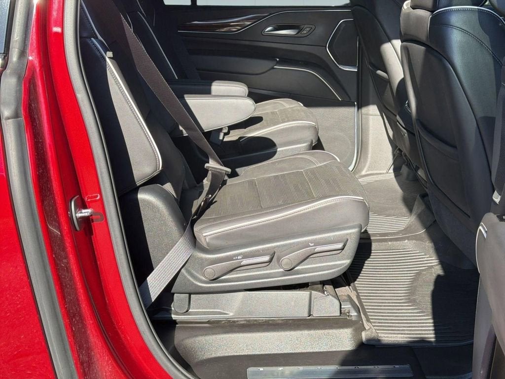 2023 Cadillac Escalade ESV Premium Luxury