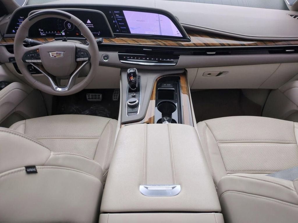 2023 Cadillac Escalade ESV Premium Luxury Platinum