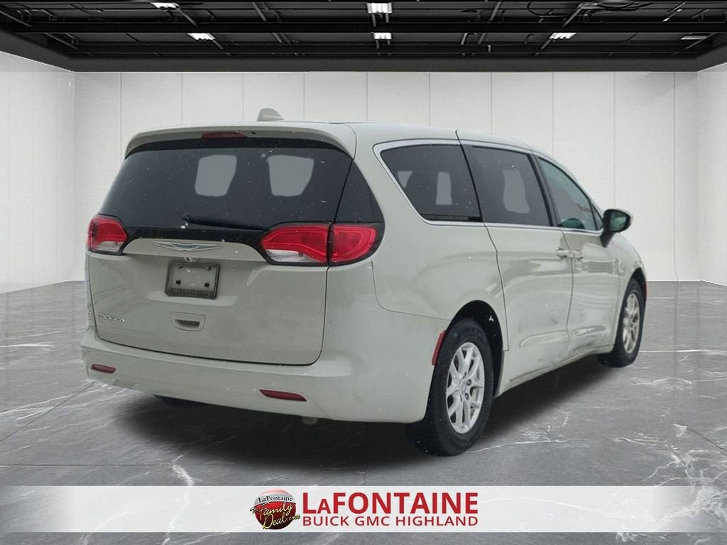 2017 Chrysler Pacifica Touring