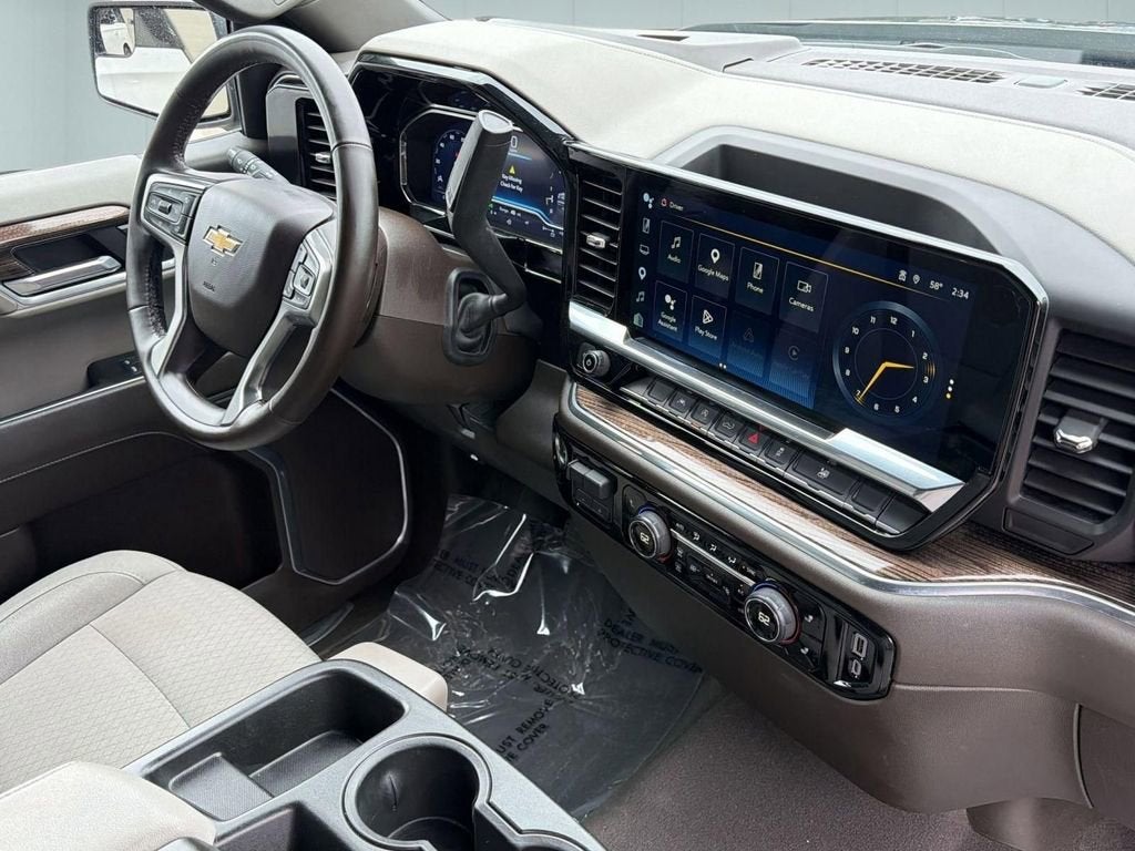 2025 Chevrolet Silverado 1500 LT
