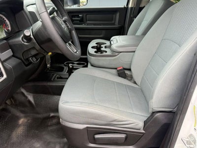 2018 RAM 2500 Tradesman Crew Cab 4x4 6'4" Box