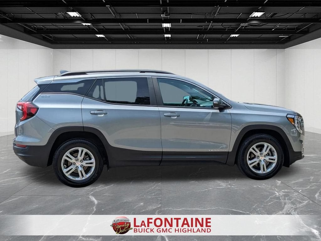 2023 GMC Terrain SLE