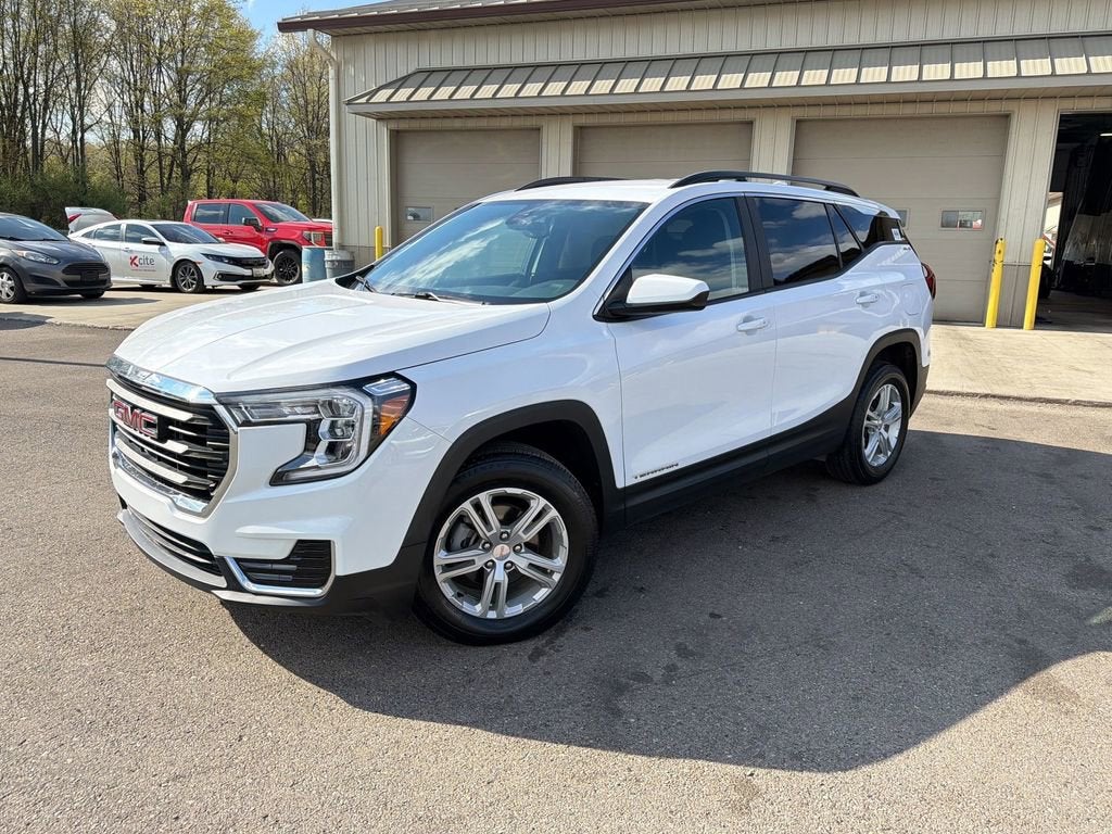 2023 GMC Terrain SLE