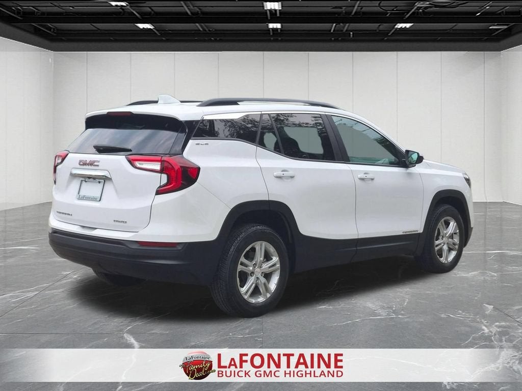 2023 GMC Terrain SLE