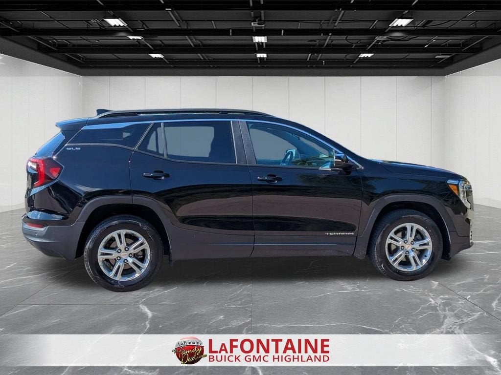 2023 GMC Terrain SLE