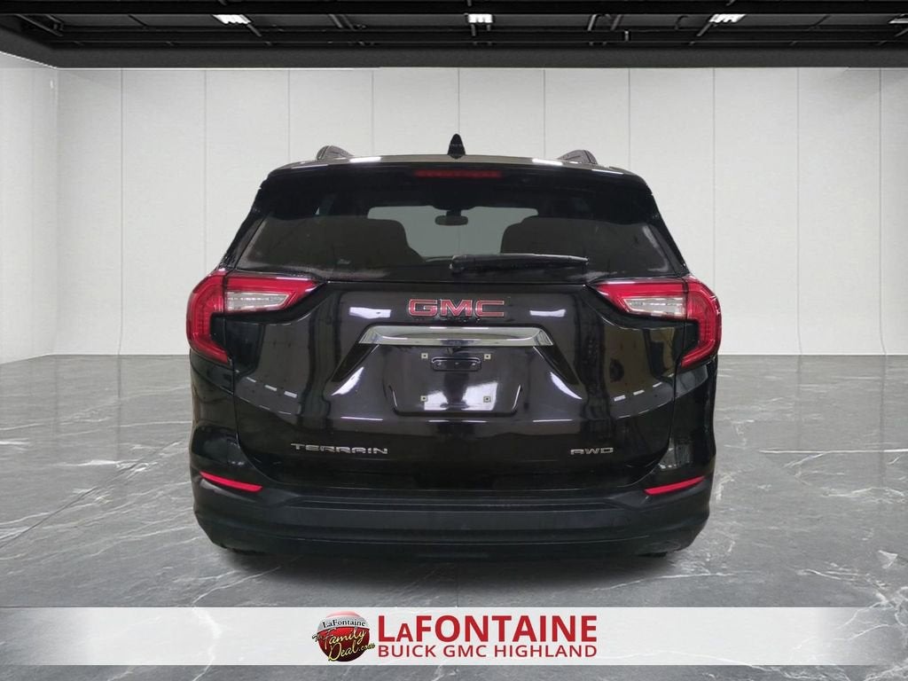 2022 GMC Terrain SLE