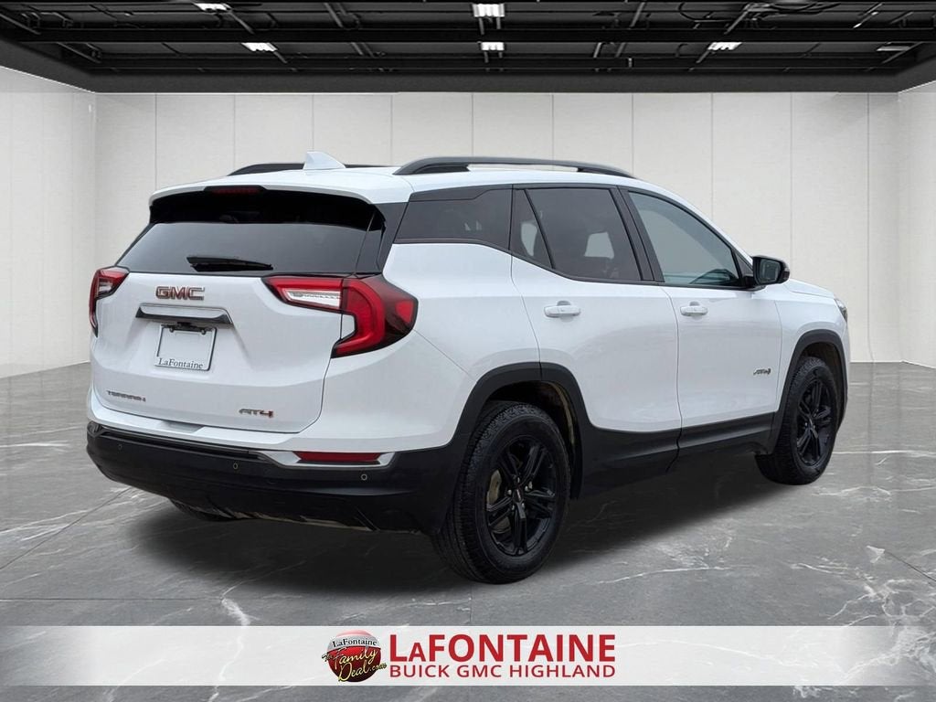 2023 GMC Terrain AT4