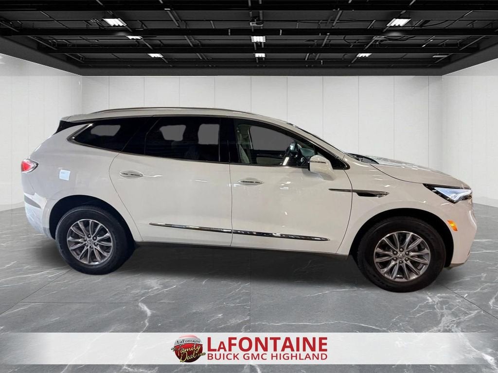 2024 Buick Enclave Essence