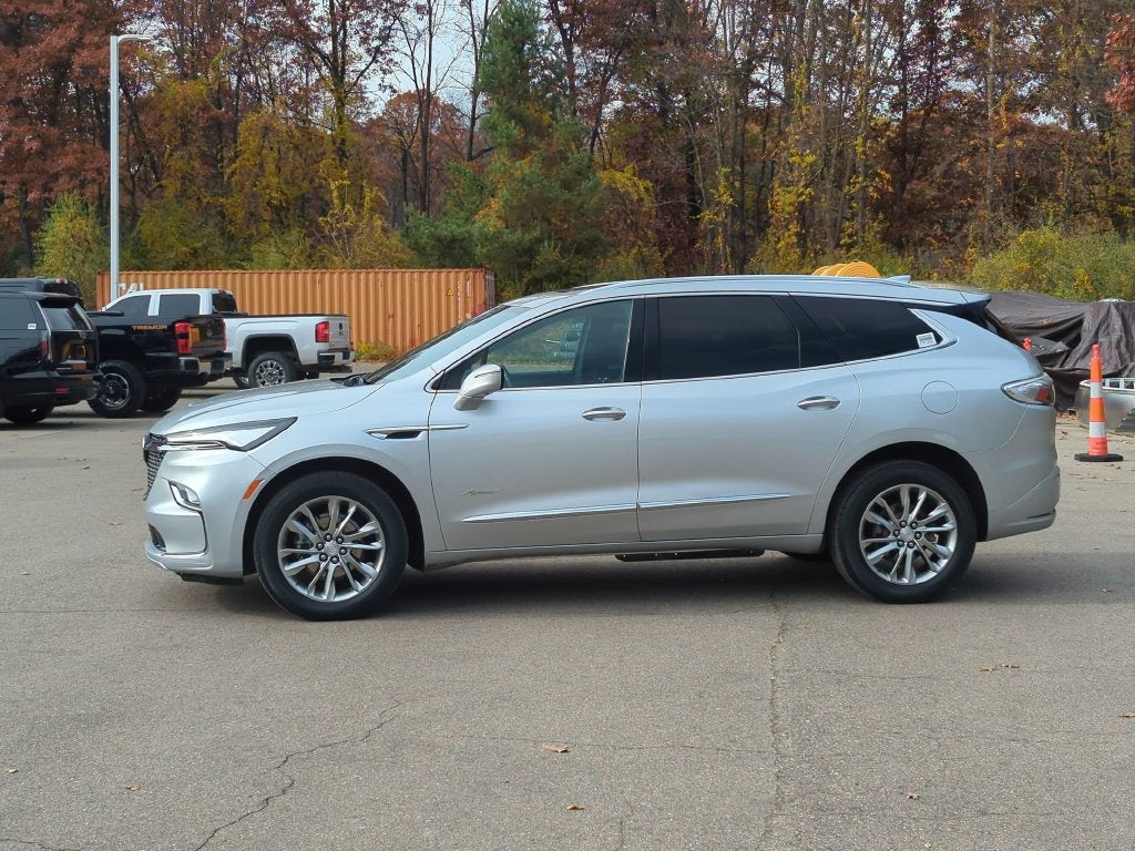 2022 Buick Enclave Avenir