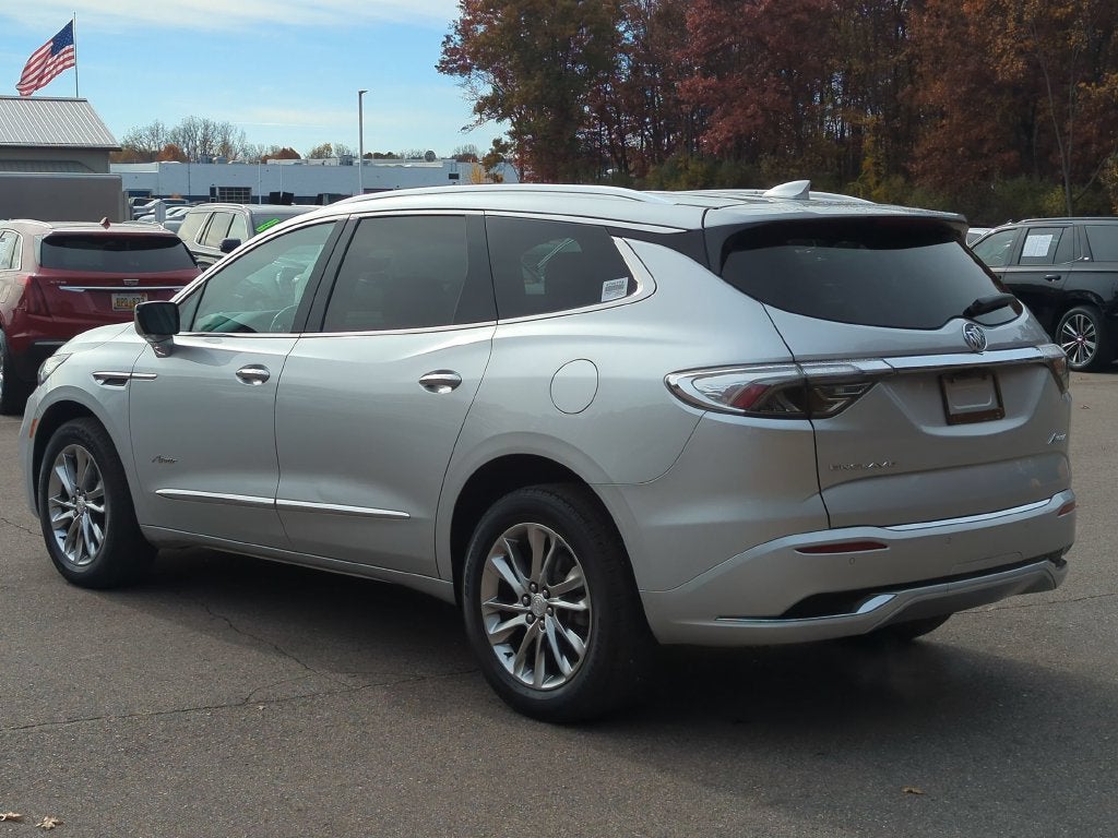 2022 Buick Enclave Avenir