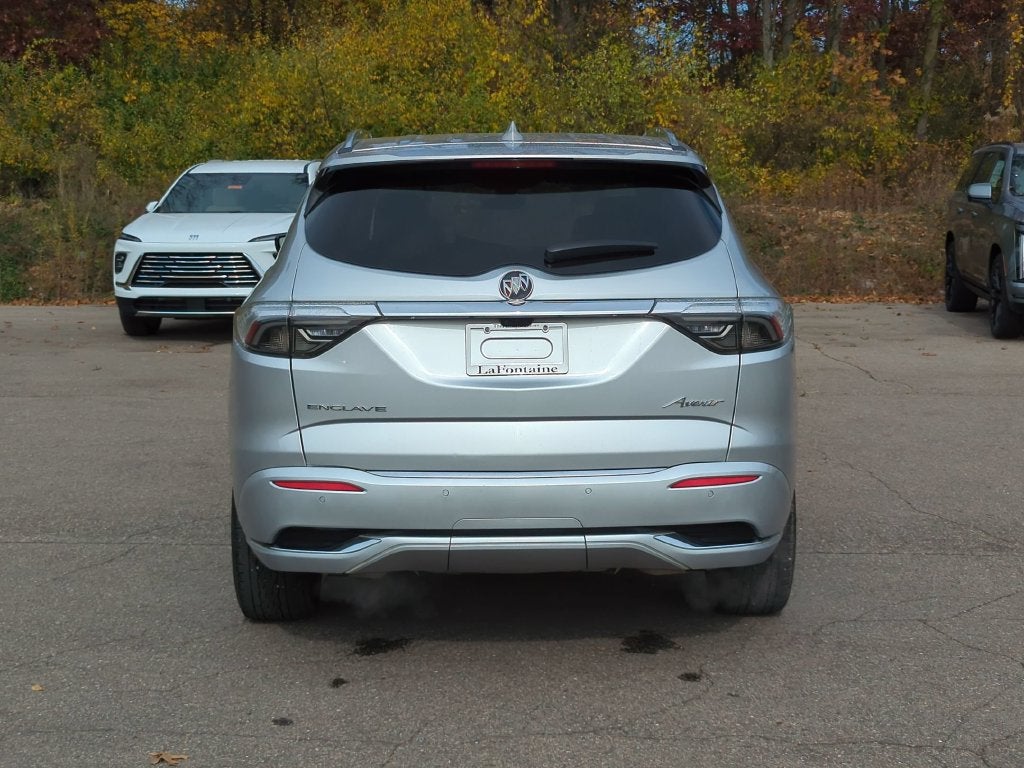 2022 Buick Enclave Avenir