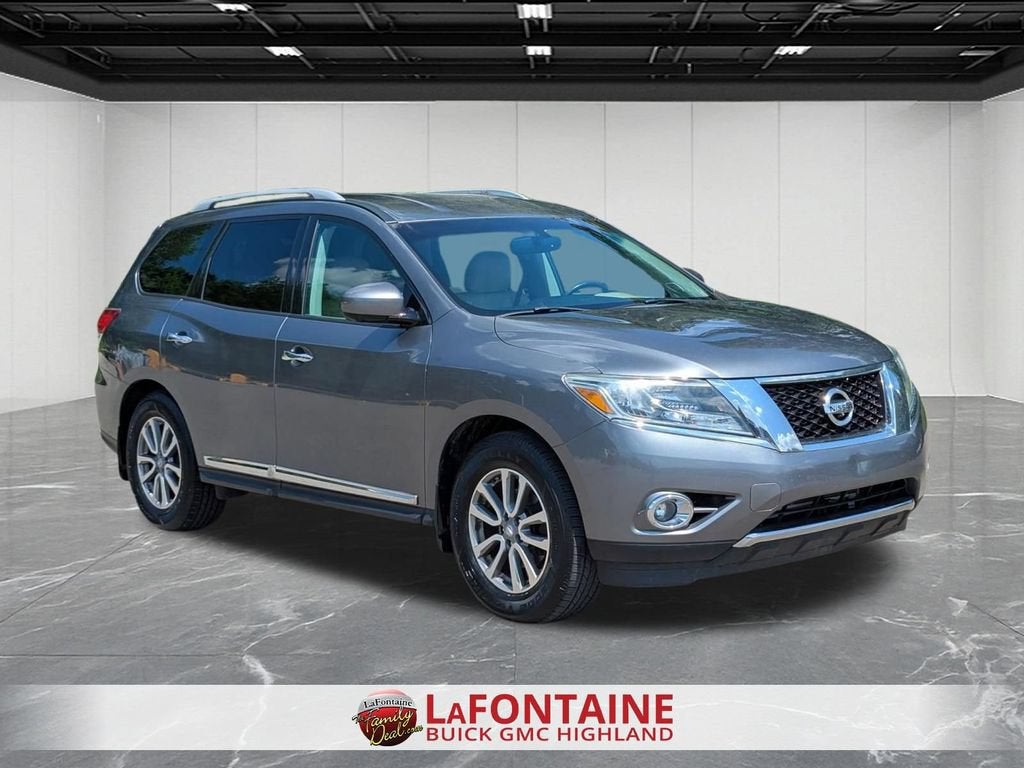2016 Nissan Pathfinder SL