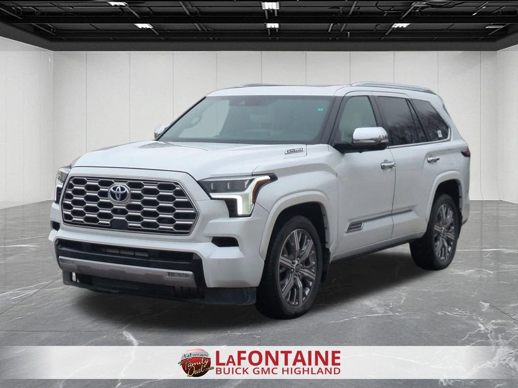 2024 Toyota Sequoia SR5