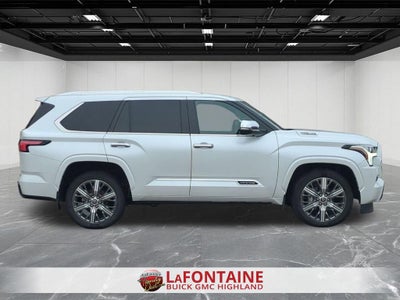 2024 Toyota Sequoia SR5