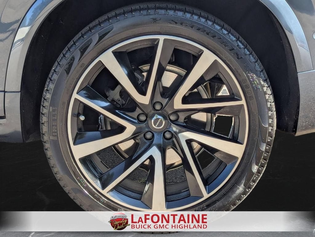 2023 Volvo XC90 B6 Plus 6-Seater