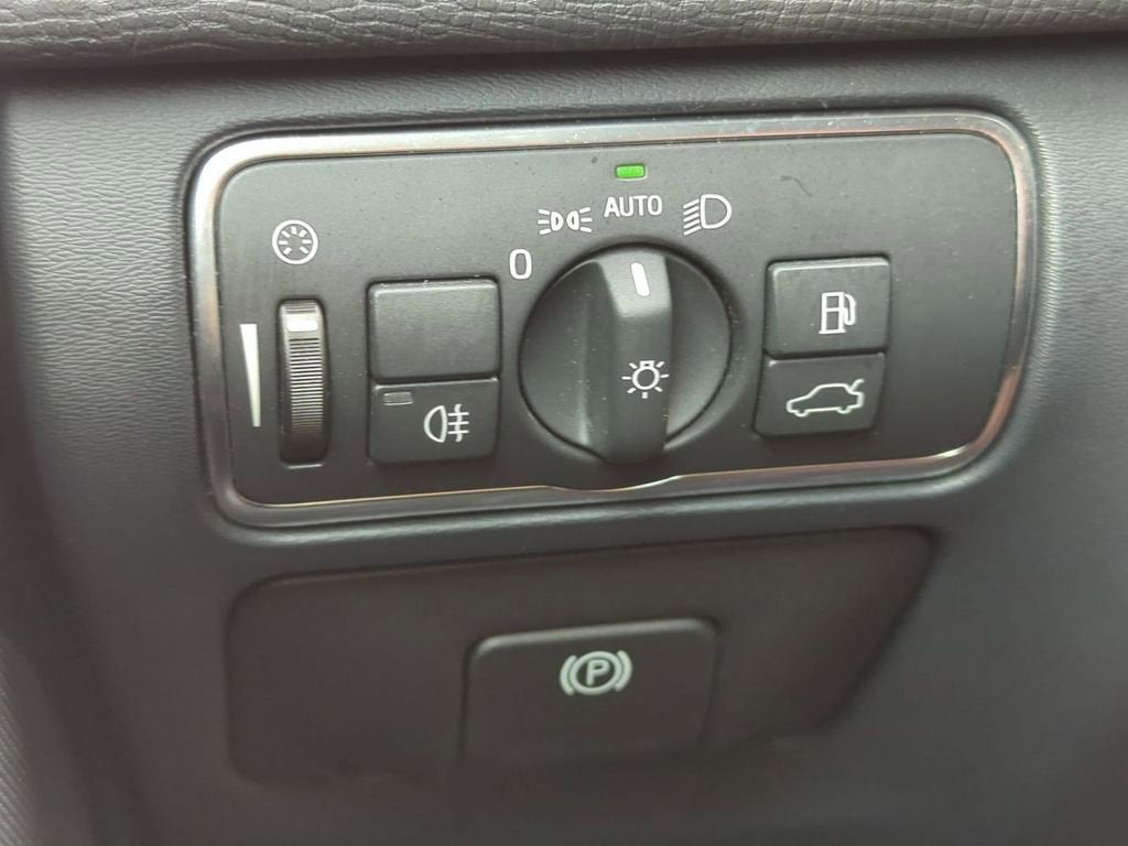 2016 Volvo XC60 T5 Premier