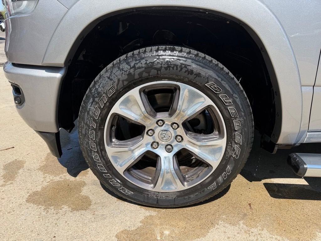 2022 RAM 1500 Laramie Crew Cab 4x2 5'7" Box