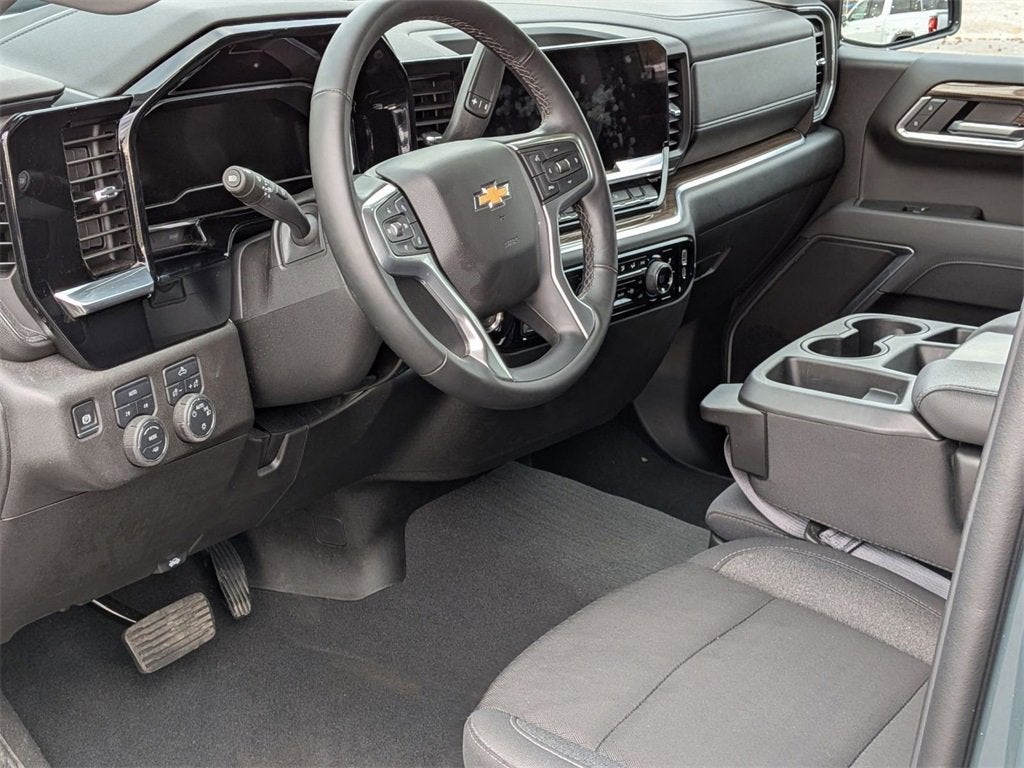 2025 Chevrolet Silverado 1500 LT (2FL)