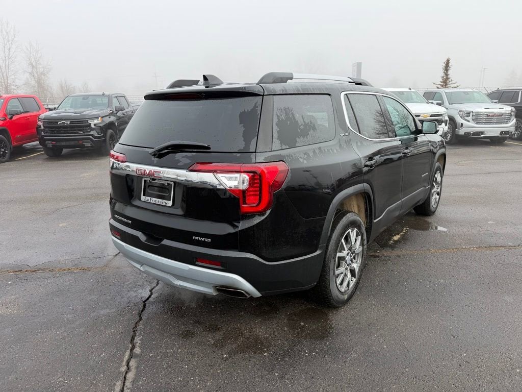 2023 GMC Acadia SLE