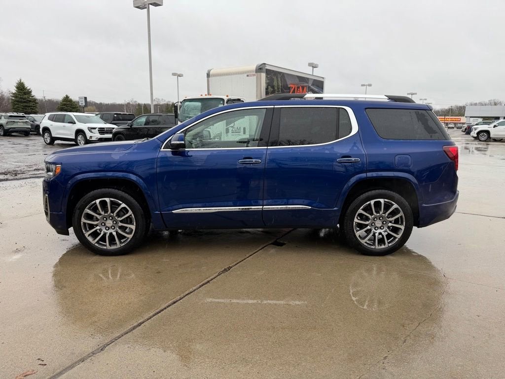 2023 GMC Acadia Denali