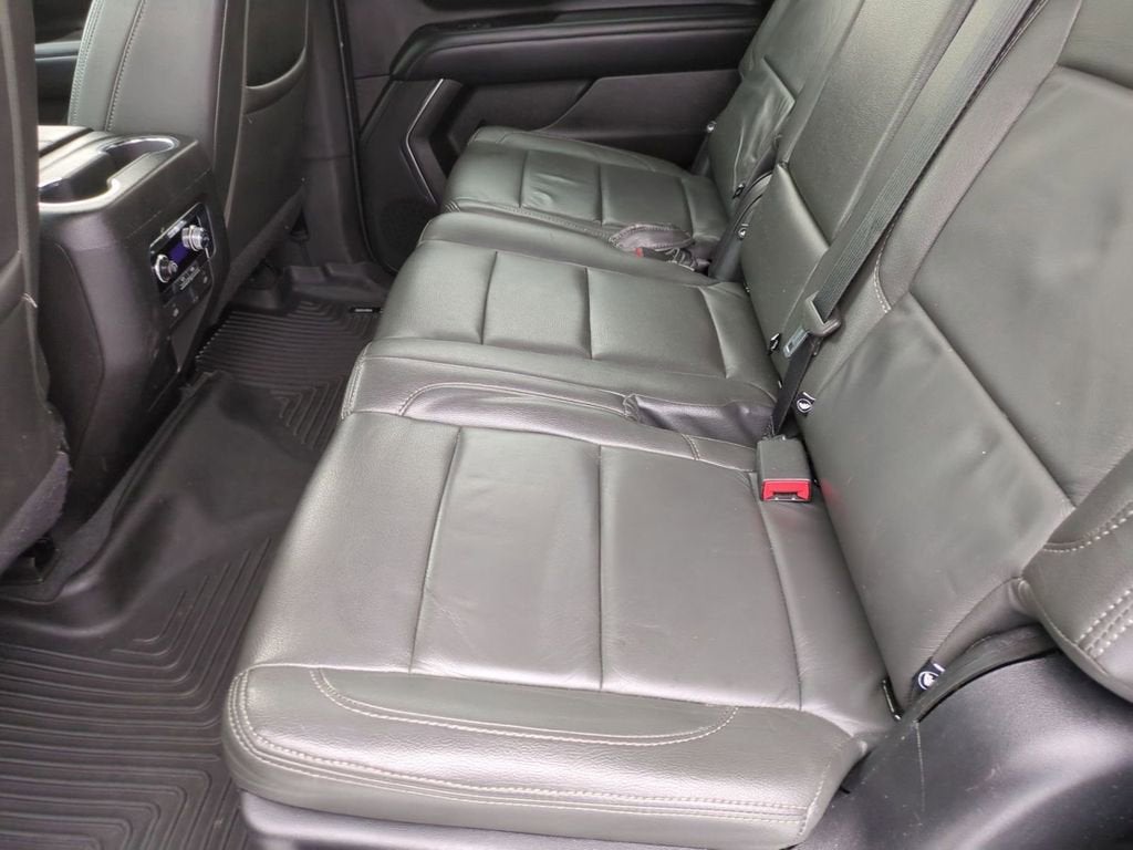 2022 GMC Yukon XL SLE