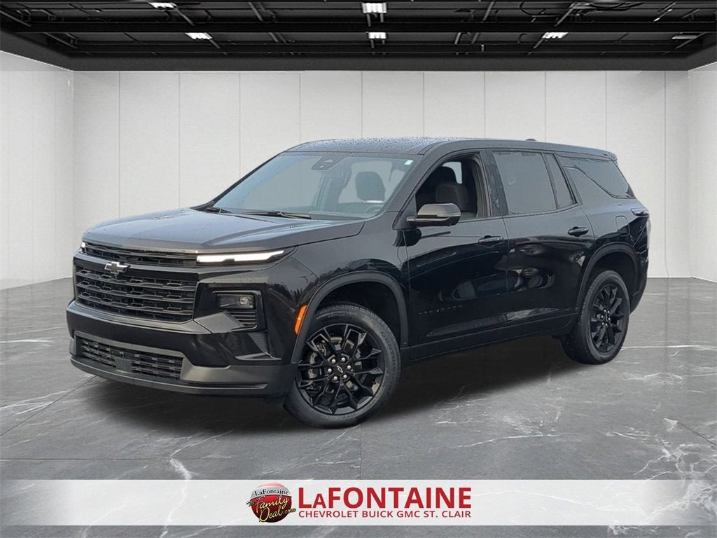 2024 Chevrolet Traverse LS