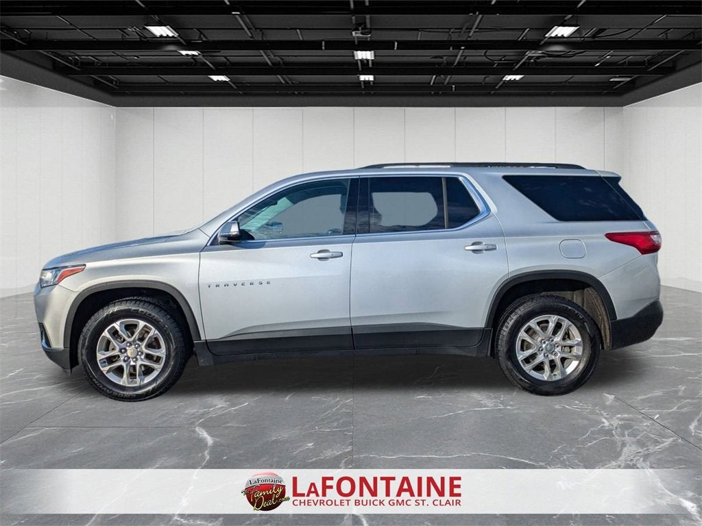 2020 Chevrolet Traverse LT Cloth