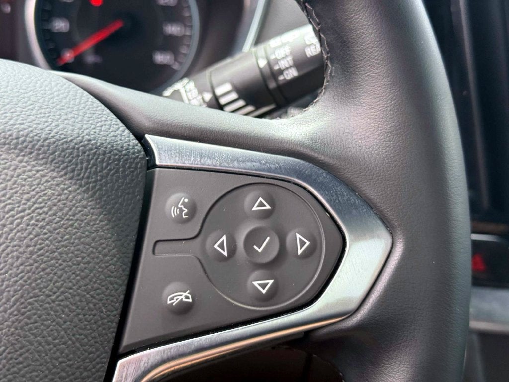 2024 Chevrolet Traverse Limited LT Cloth
