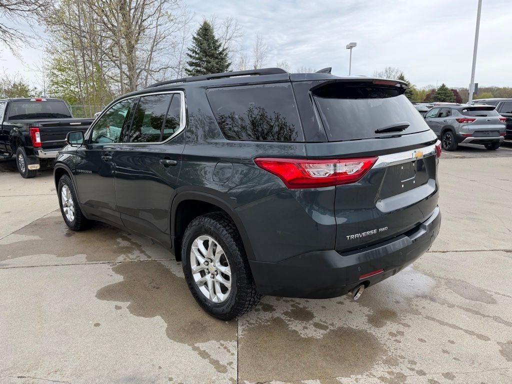 2021 Chevrolet Traverse LT Cloth