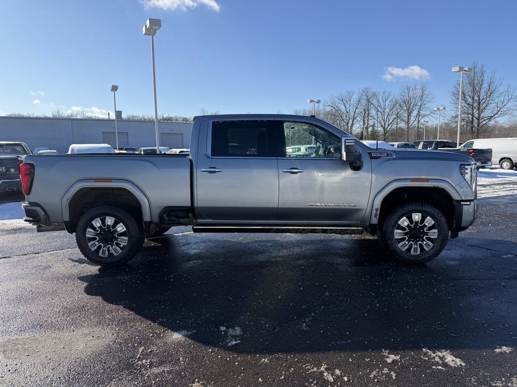 2025 GMC Sierra 3500 HD Denali