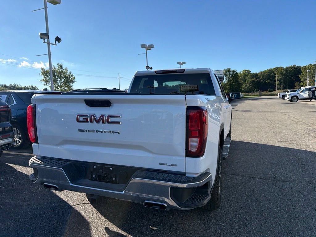 2025 GMC Sierra 1500 SLE