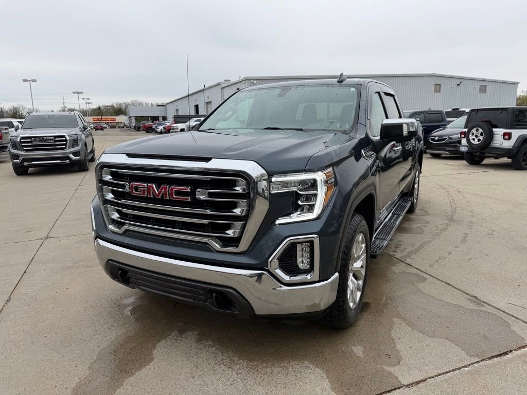 2021 GMC Sierra 1500 SLT