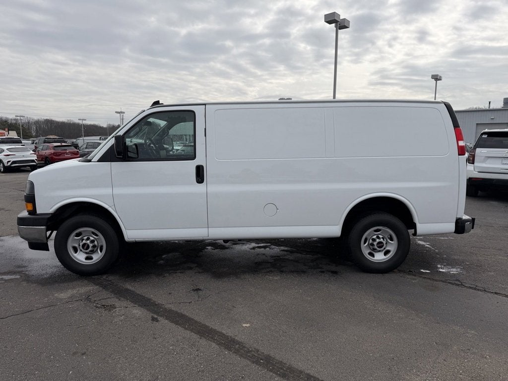 2024 GMC Savana Cargo 2500 Work Van