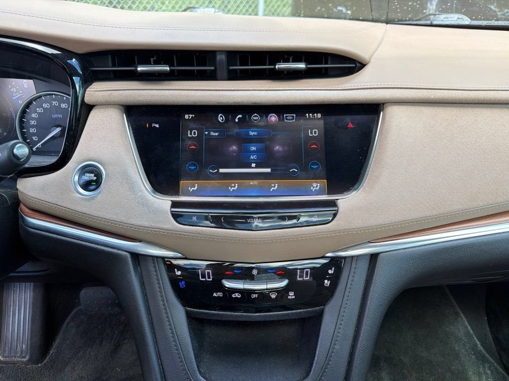 2017 Cadillac XT5 Platinum AWD