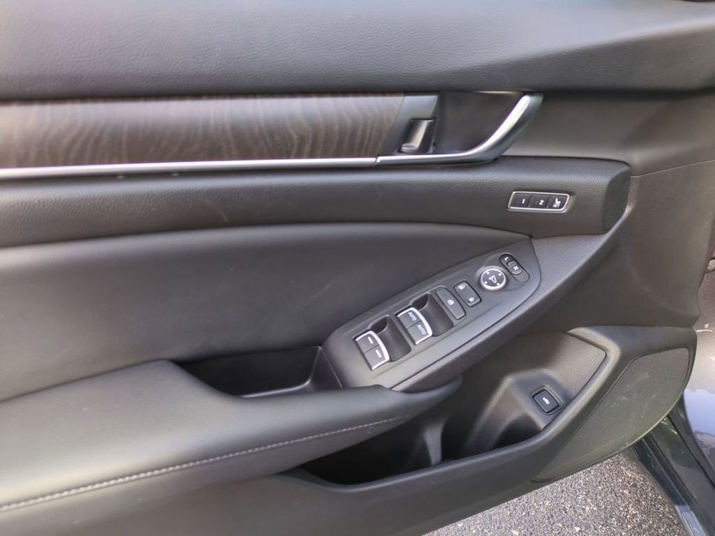 2022 Honda Accord Hybrid Touring