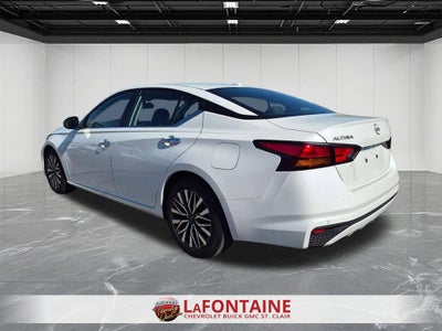 2023 Nissan Altima SV FWD