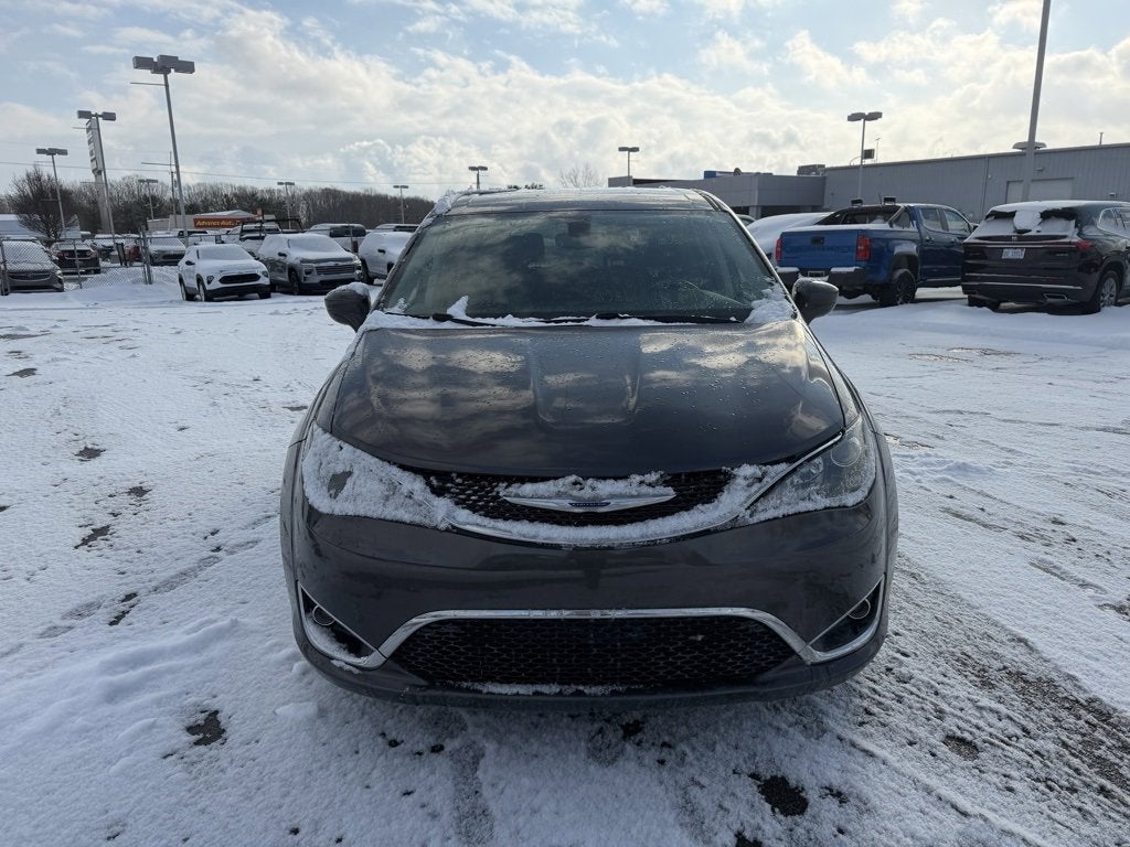 2020 Chrysler Pacifica Touring