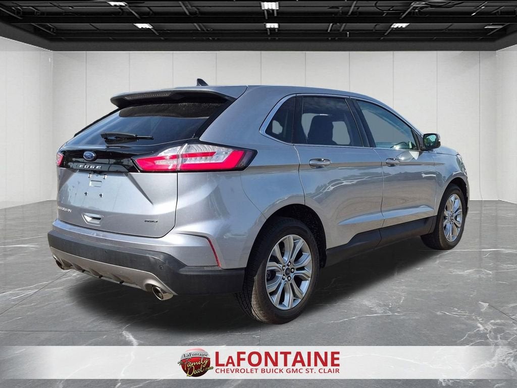 2022 Ford Edge Titanium