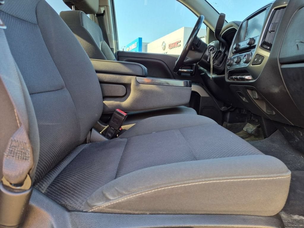 2019 Chevrolet Silverado LD LT