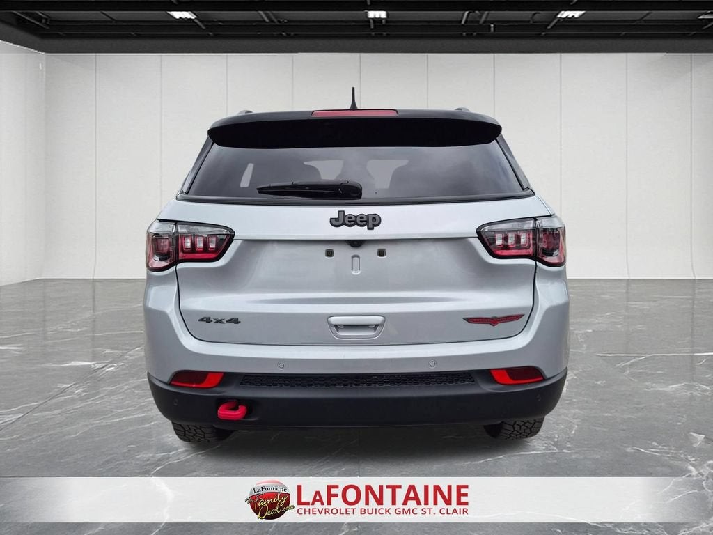 2025 Jeep Compass Trailhawk 4x4
