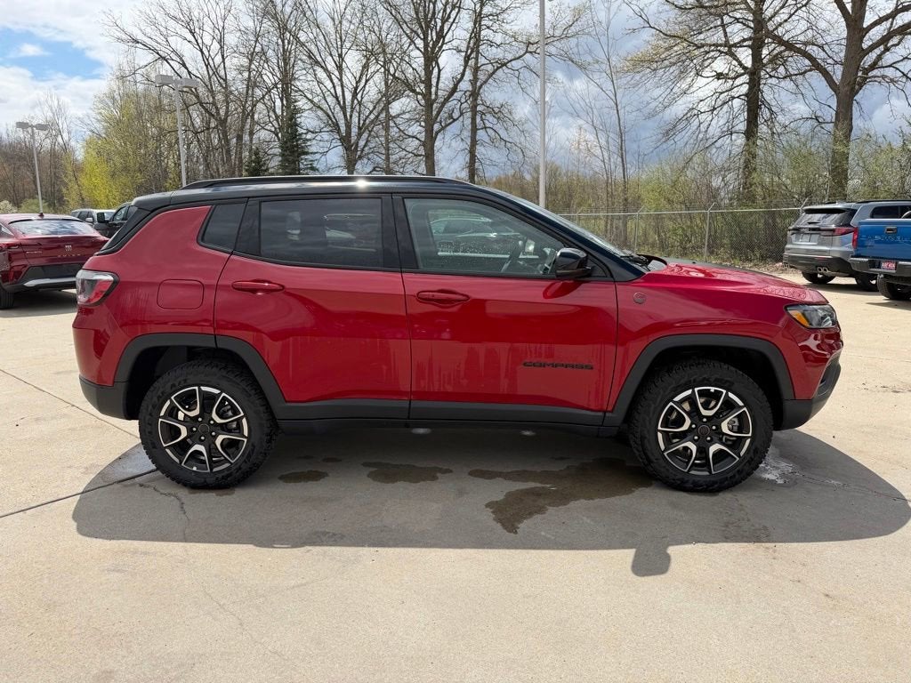 2025 Jeep Compass Trailhawk 4x4