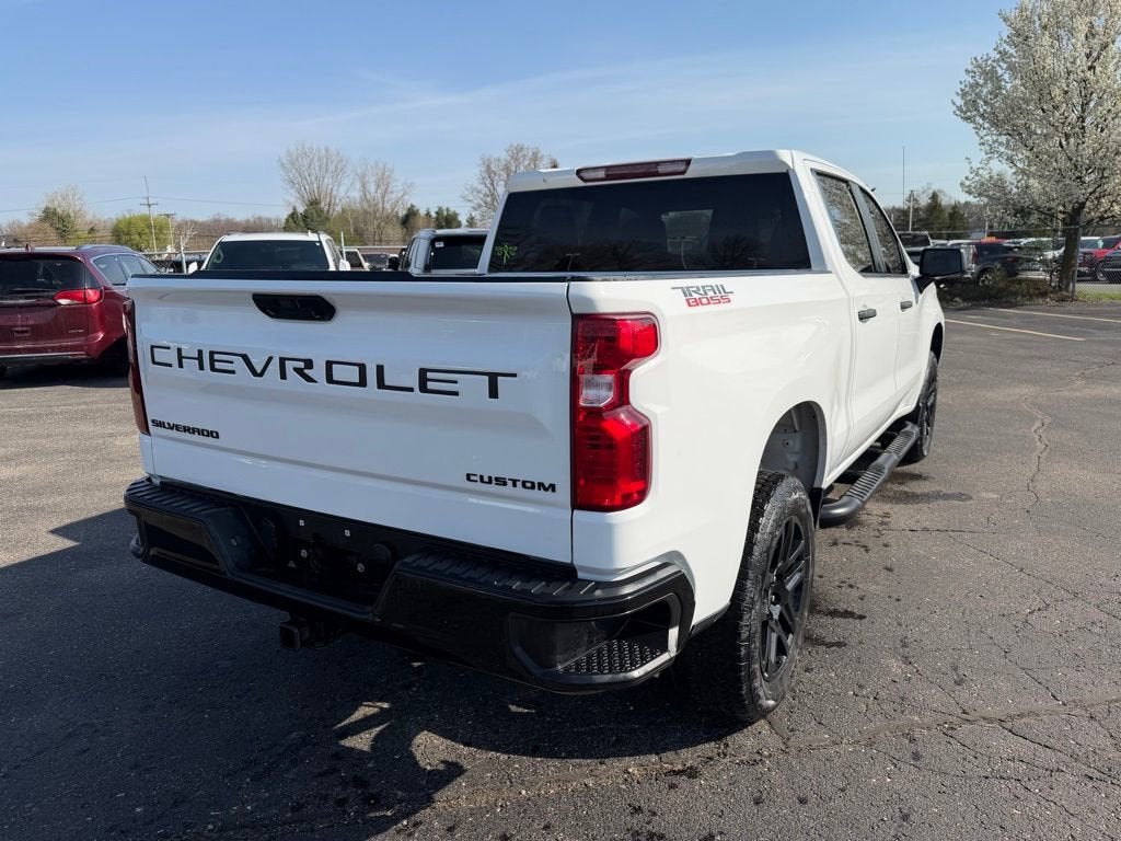 2022 Chevrolet Silverado 1500 Custom Trail Boss