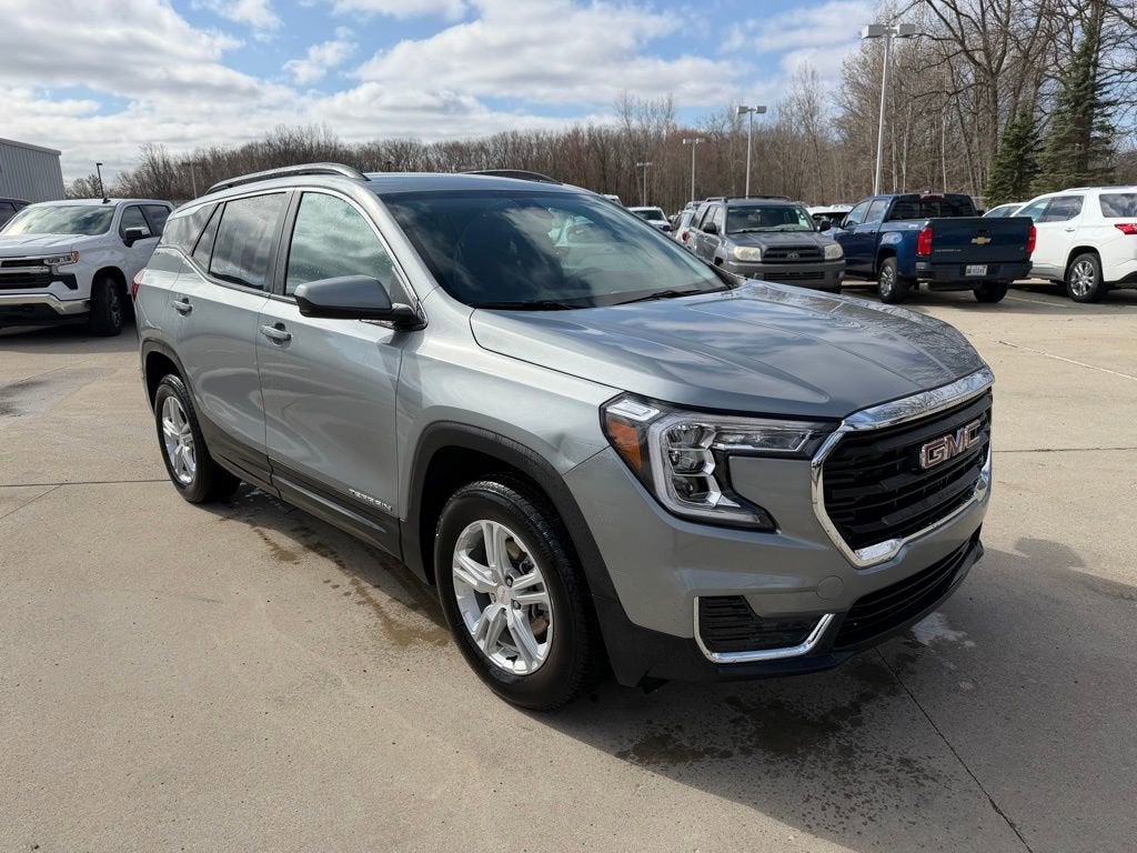 2023 GMC Terrain SLE
