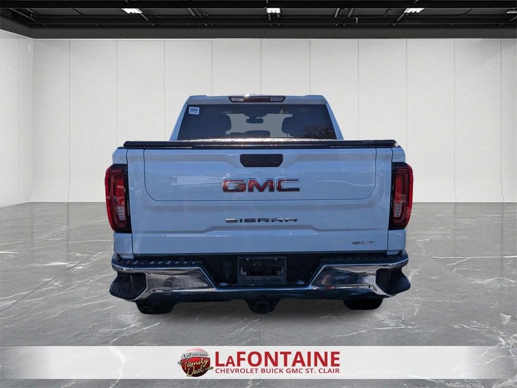 2022 GMC Sierra 1500 SLT