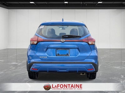 2023 Nissan Kicks S Xtronic CVT