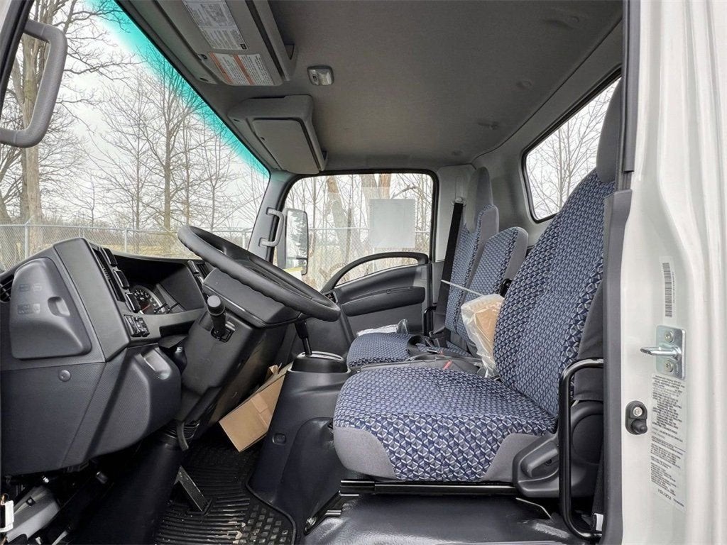 2024 Chevrolet Low Cab Forward 5500 XD Base