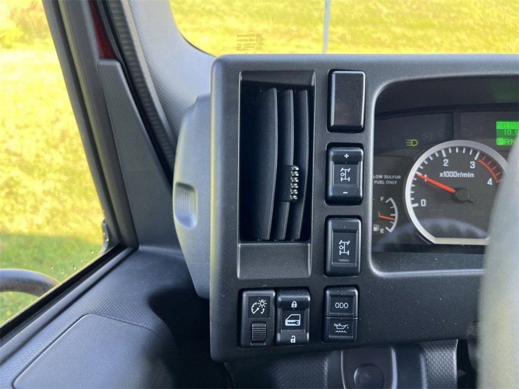 2024 Chevrolet Low Cab Forward 5500 HD Base