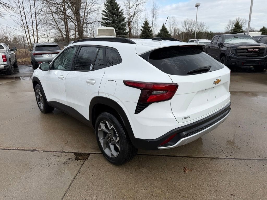 2025 Chevrolet Trax LT