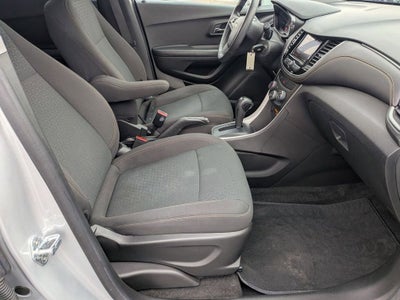 2022 Chevrolet Trax LS